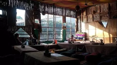 Beautiful Cafe in Rishikesh Beautiful Cafe in Rishikesh