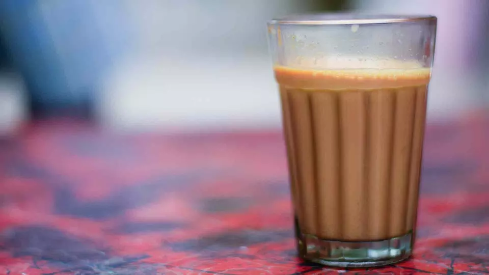 Famous Chai Shop: लखनऊ में चाय लवर्स के लिए आ चुका है अमृततुल्यम