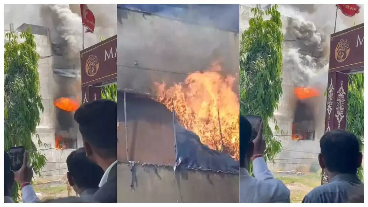 Fire in Prayagraj: रुद्राक्ष टावर में लगी आग, 3 फ्लोर चपेट में, लाखों का सामान जलकर राख