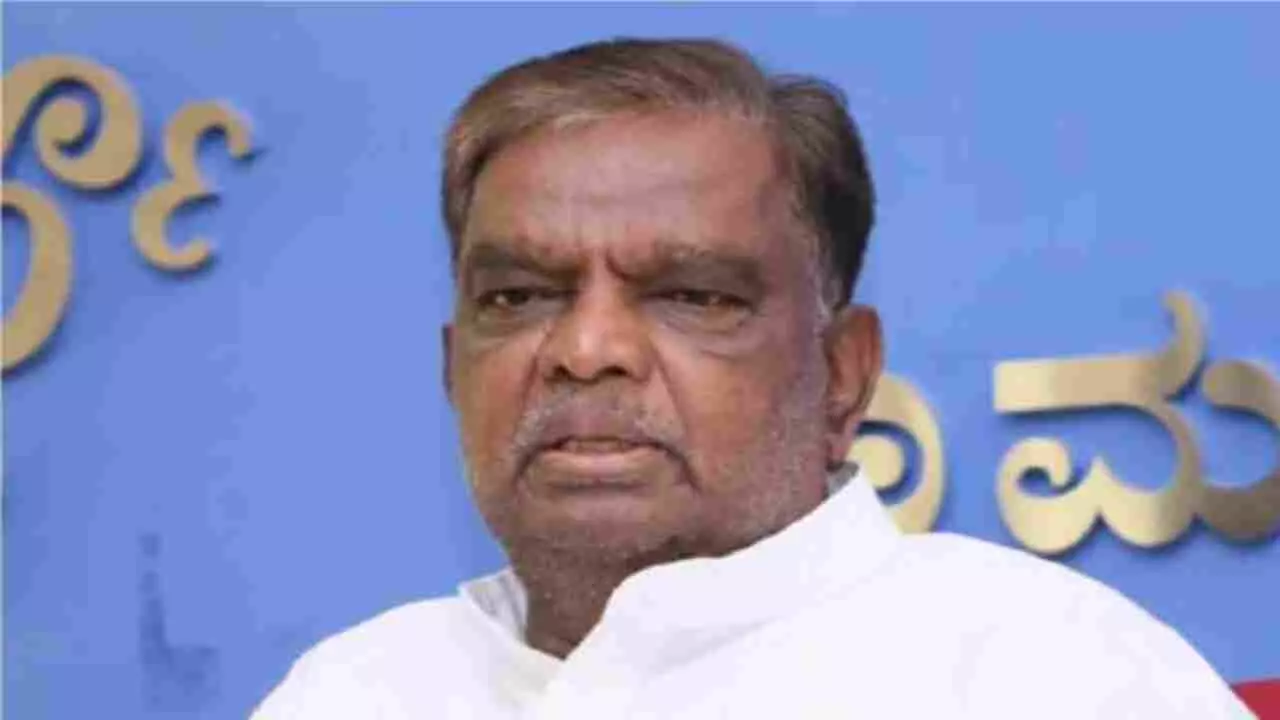 BJP MP V Srinivas Prasad  died