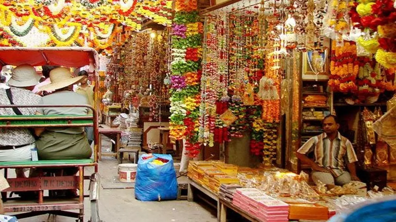 India For Street Shopping