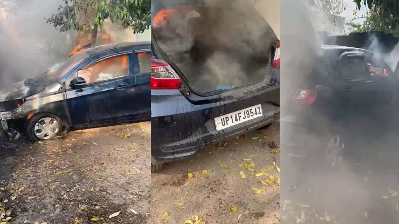 Car started burning, people were shocked by the incident of fire in a parked car