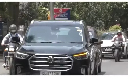 Liquor Scam: तिहाड़ में अरविंद केजरीवाल से पत्नी ने की मुलाकात, आतिशी भी रहीं मौजूद, कल भगवंत मान मिलेंगे
