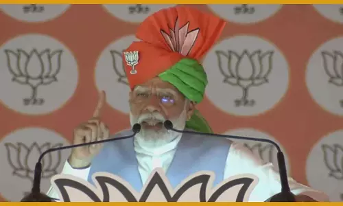 Election 2024 : महाराष्ट्र के सातारा में विपक्ष पर गरजे पीएम मोदी, कहा - फेक वीडियो फैलाकर देश का माहौल कर रहे खराब
