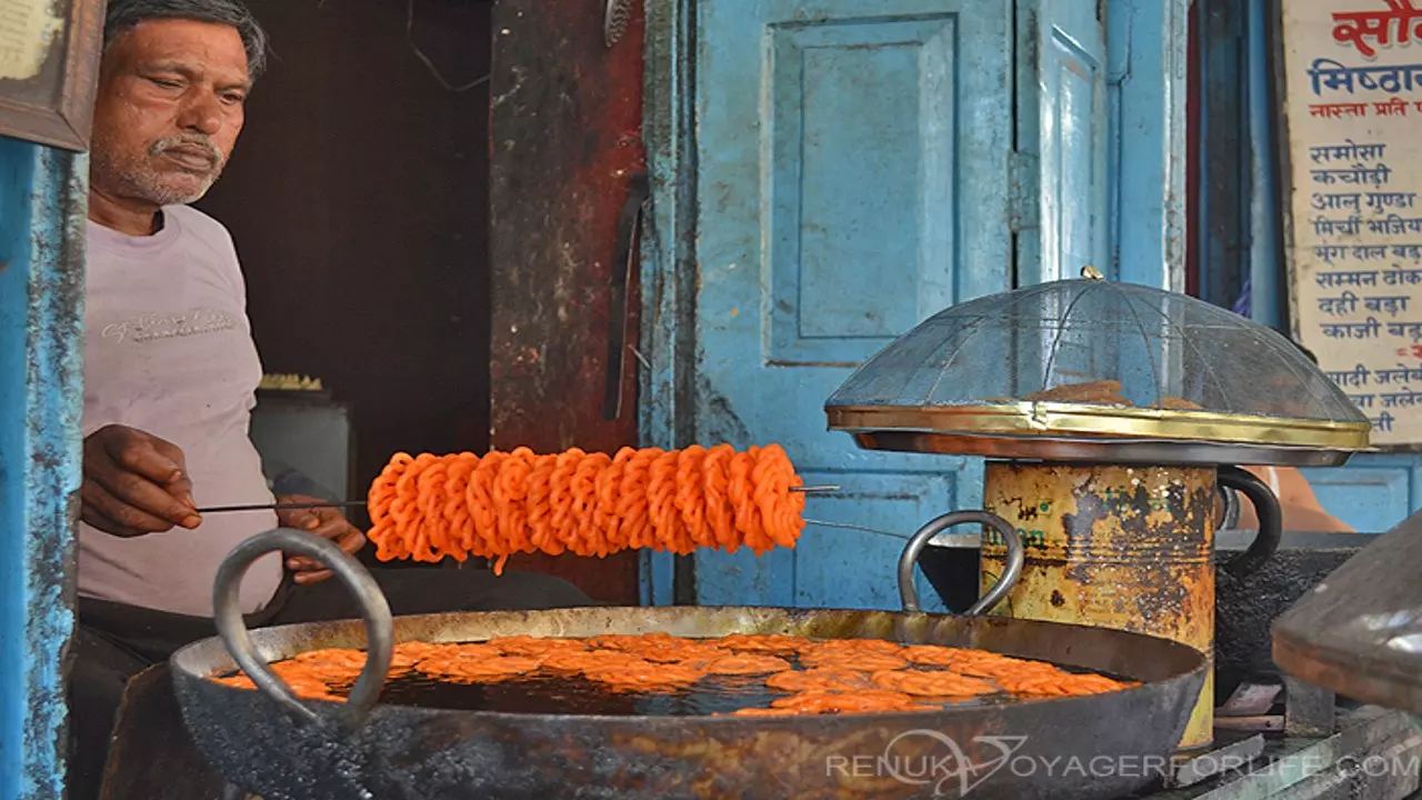 Traditional Food Choupati Raipur
