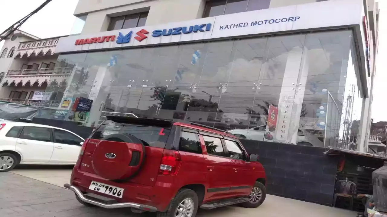 Maruti Suzuki showrooms in Indore