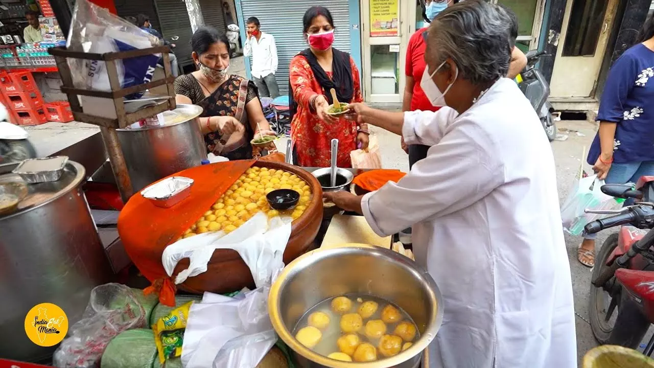 Ghaziabad Famous Kanji Vada