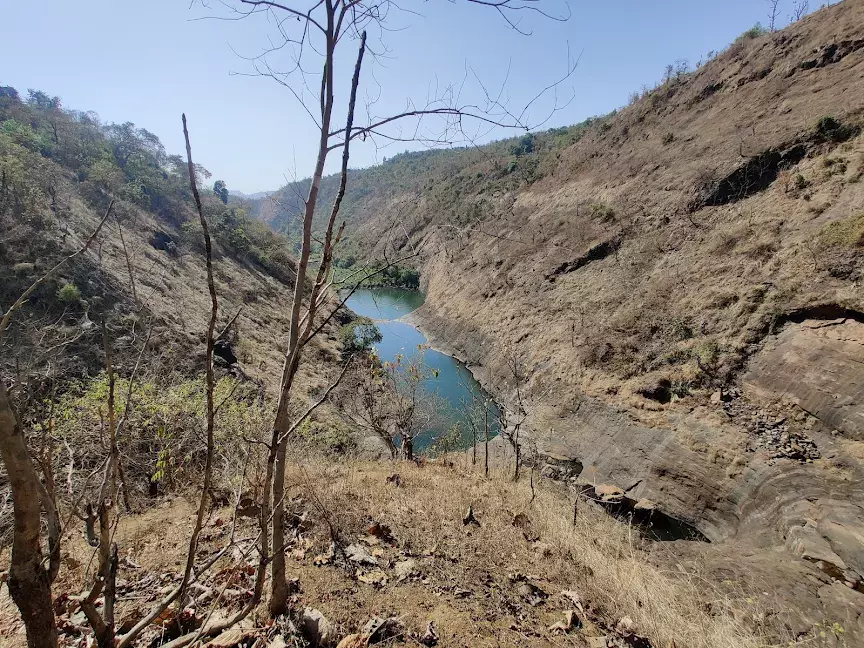 Mumbai Waterfall: मुंबई का यह वाटरफॉल अपने आप में है अनोखा, खूबसूरती देख हो जायेंगे हैरान