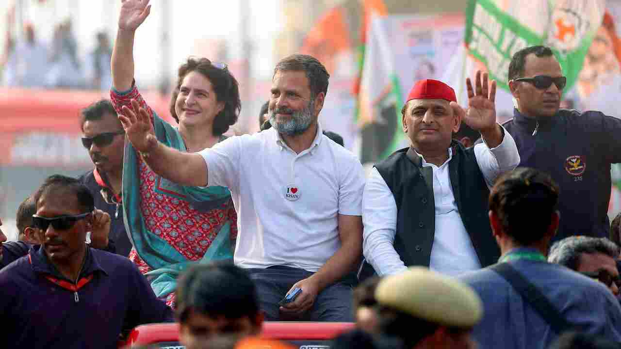 Election 2024: कांग्रेसी नेता बता रहे राहुल को पीएम चेहरा, अखिलेश ने रणनीति करार दिया