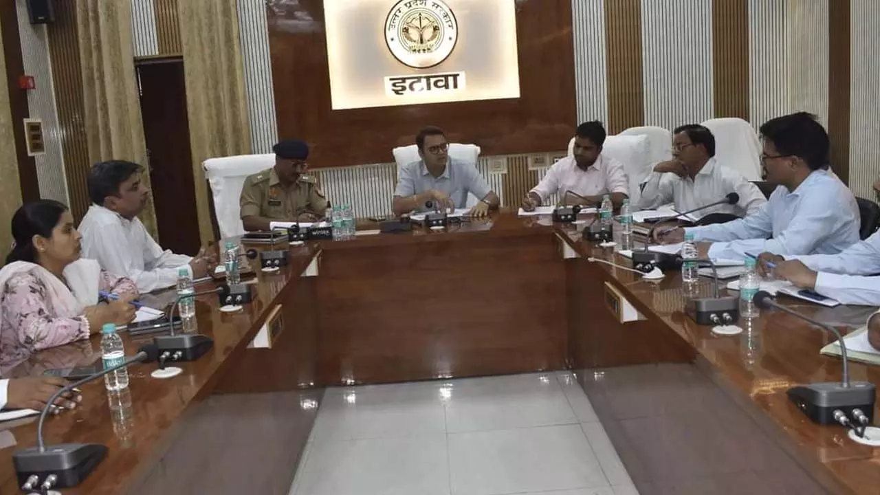 DMs meeting to stop road accidents, guidelines given to officials