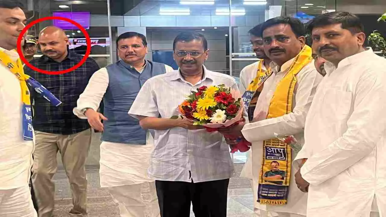 arvind kejriwal , Sanjay Singh , Vibhav Kumar