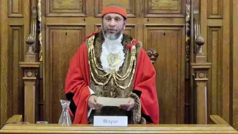 Bangladeshi Mohammad Asaduzzaman UK Mayor Bangladeshi Mohammad Asaduzzaman UK Mayor