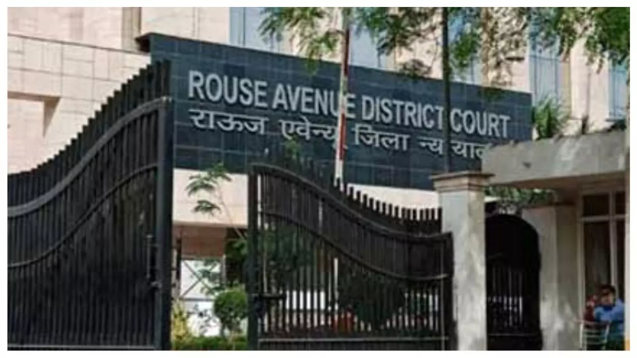 Woman Wrestler Case : कोर्ट ने पूछा, आप गलती मानते हैं, BJP बृजभूषण सिंह ने कहा - जब गलती की ही नहीं तो मानना क्यों ? 2 1731820 rouseavenuecourt
