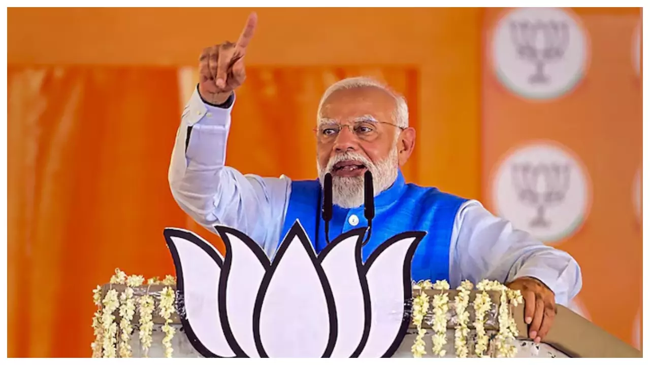 Haryana: चुनावी मंच से विपक्ष पर गरजे PM मोदी, बोले- इंडिया गठबंधन का ढोल फट गया है