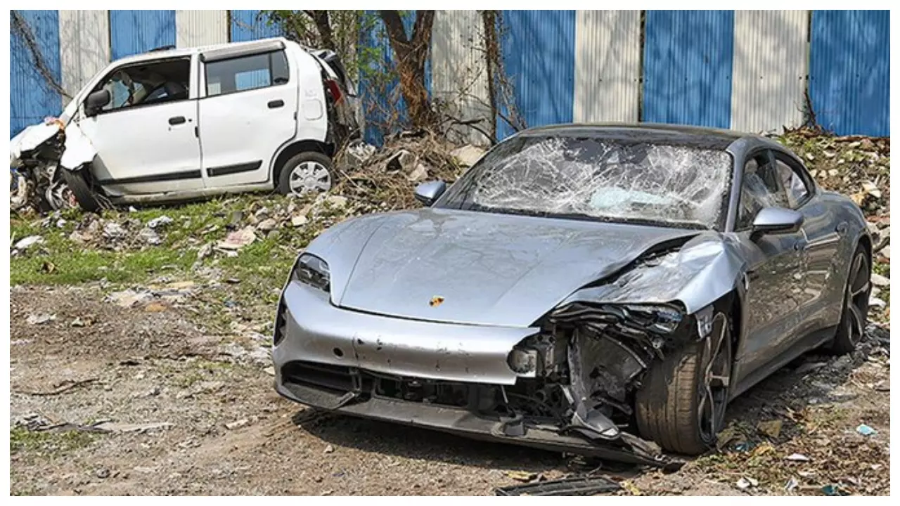 Pune Porsche Case: नाबालिग के रईस बाप का आया फोन, डस्टबिन में फेंक दिया गया ब्लड सैंपल, 3 लाख में डॉक्टर ने बनाई नई रिपोर्ट