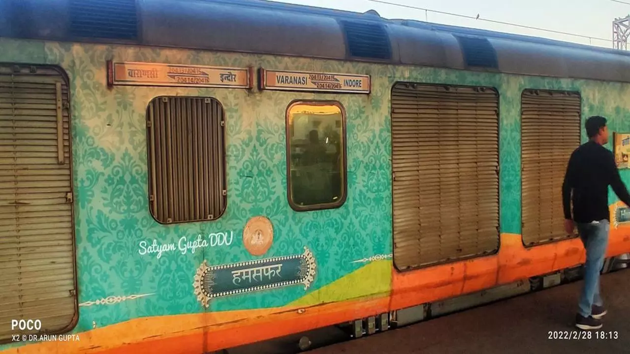 Lucknow to Indore Train Details: लखनऊ से इंदौर तक करें रेल यात्रा, यहां जानें ट्रेन की डिटेल्स