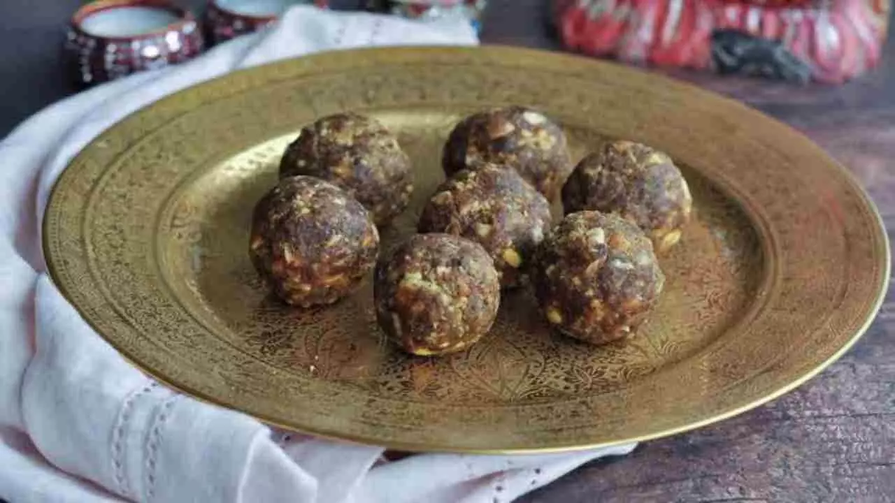 Vegan Besan Laddoo Recipe