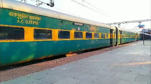 Lucknow to Bhopal Train Details Lucknow to Bhopal Train Details