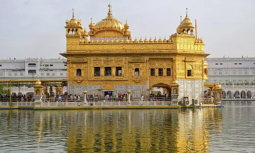 Amritsar Famous Golden Temple