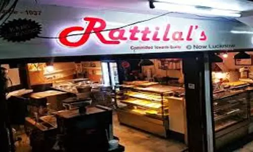 Lucknow Famous Street Food
