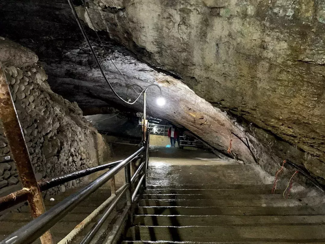 Largest Cave Temple Details