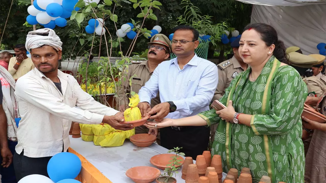 On the occasion of World Environment Day, distribution of plants, watering and signature campaign were organized