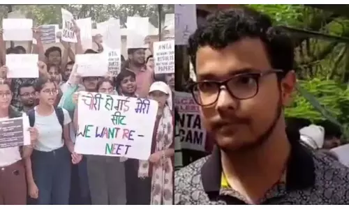 NEET Result Case: BHU के बाहर छात्रों का धरना प्रदर्शन, NTA की सफाई पर उठाए सवाल