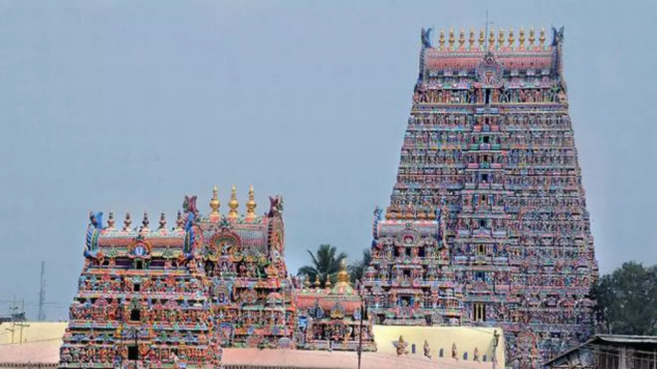 Sarangapani Temple in Tamilnadu