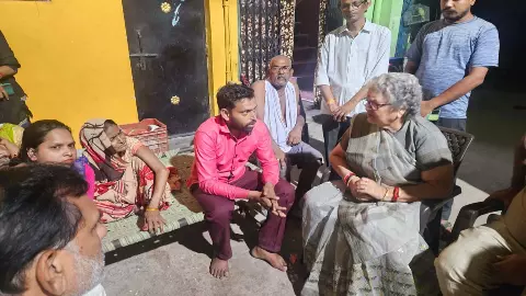 Mayor meets the family of victims injured in Jammu terrorist attack Mayor meets the family of victims injured in Jammu terrorist attack