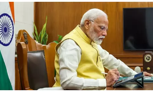 PM मोदी ने NSA समेत कई बड़े अधिकारियों संग की बैठक, जम्मू कश्मीर के हालातों पर की चर्चा