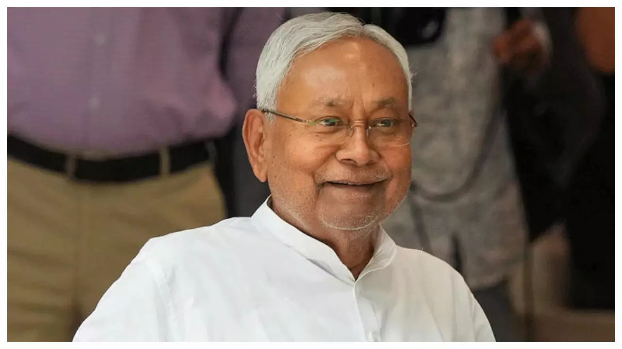 Bihar: सीएम नीतीश की अचानक बिगड़ी तबीयत, मेदांता अस्पताल में भर्ती