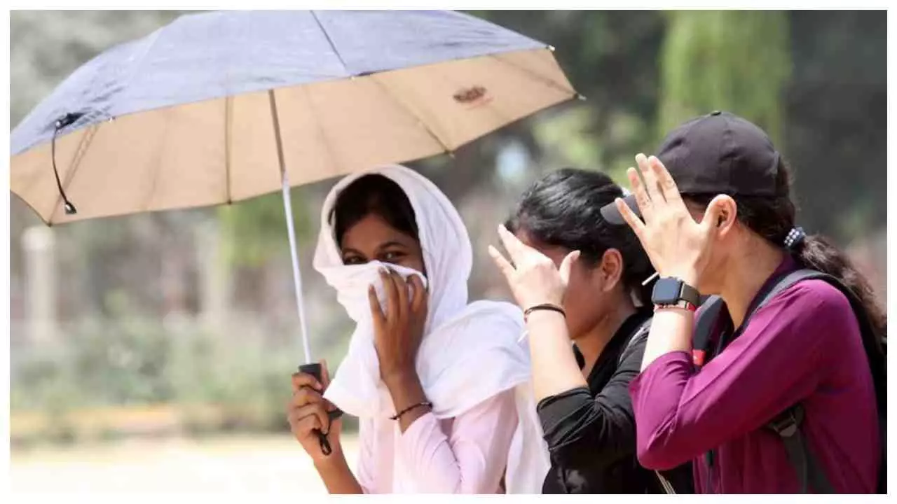 Aaj ka Mausam : मौसम विभाग की भविष्यवाणी क्यों हो रही फेल? अभी और सताएगी गर्मी, जानिए कब आएगा मानसून