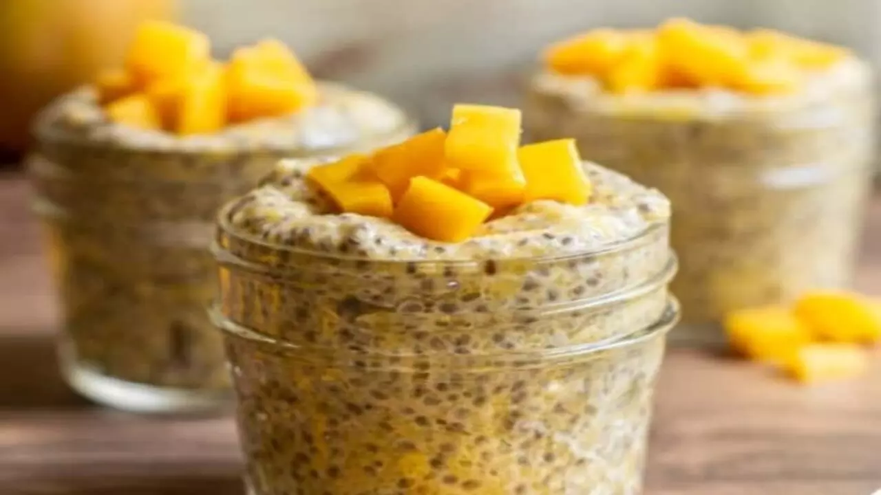 Chia Seeds Pudding: गर्मियों में खाएं मैंगो चिया सीड्स पुडिंग, रहेंगे हेल्दी और फ्रेश