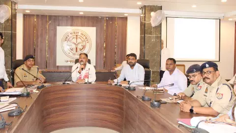 Tobacco products will not be sold within a radius of hundred meters of educational institutions, these instructions were given Tobacco products will not be sold within a radius of hundred meters of educational institutions, these instructions were given