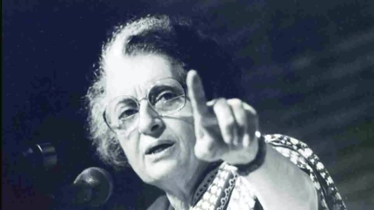 25 जून,1975: लोकतांत्रिक इतिहास का सबसे काला दिन, इंदिरा गांधी ने इसी दिन थोपी थी इमरजेंसी, आखिर क्या था इसका कारण