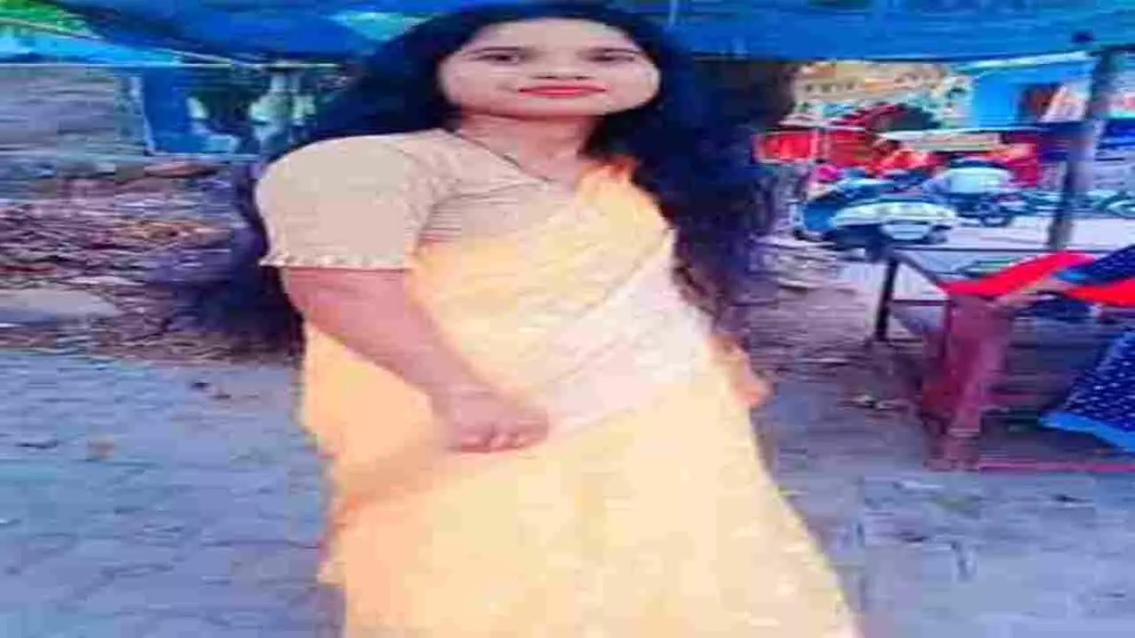 Jhansi News: किसी और से शादी होते देख प्रेमी ने युवती को मारी गोली, हुई मौत