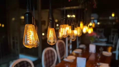 Delhi Famous Cafe