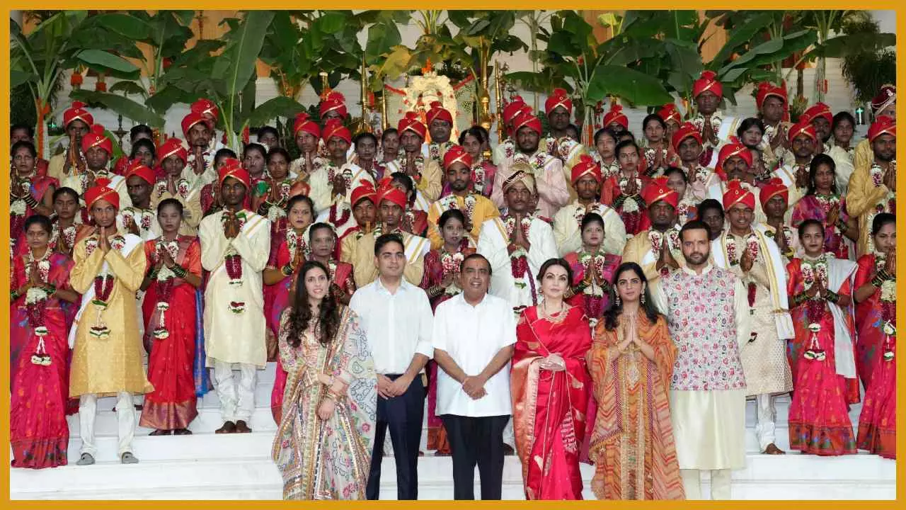 Anant-Radhika Wedding Ceremony : गरीब कन्याओं के विवाह से शुरू हुआ अंबानी परिवार का शादी समारोह