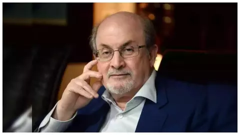 Author Salman Rushdie ( Social- Media- Photo) Author Salman Rushdie ( Social- Media- Photo)