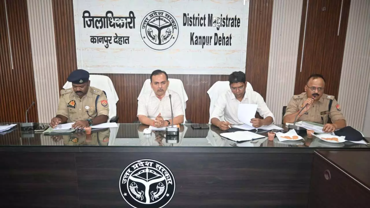 DM held a meeting regarding the upcoming festivals, said- officers should keep the arrangements in their respective areas proper