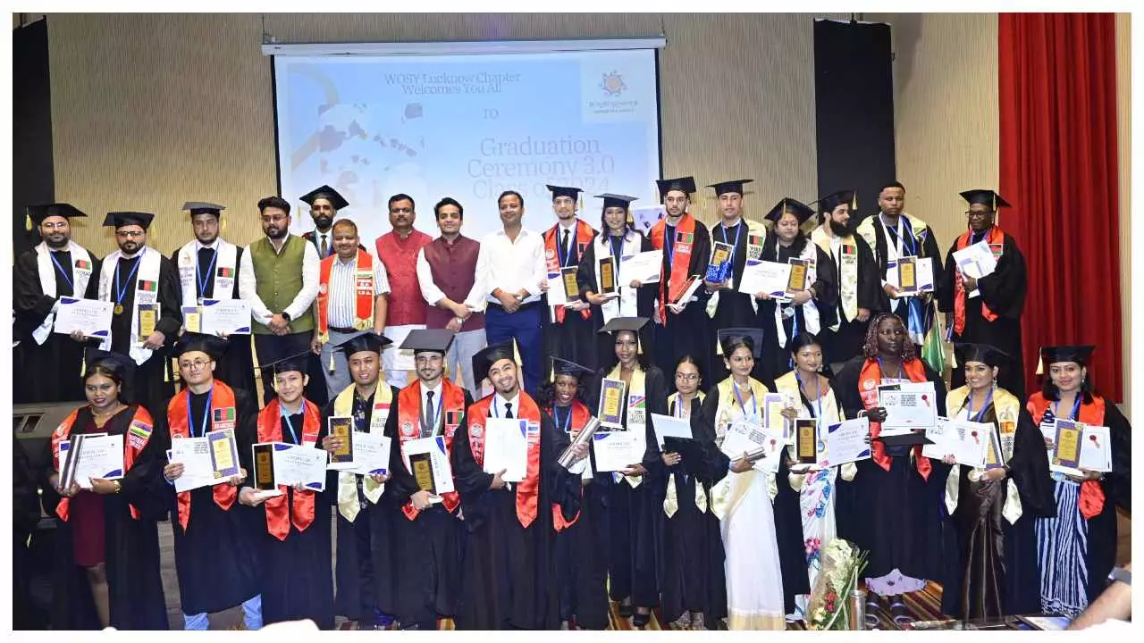 Lucknow News: Wosy ने आयोजित किया ग्रेजुएशन एवं फेयरवेल कार्यक्रम, 12 देशों के छात्र सम्मानित
