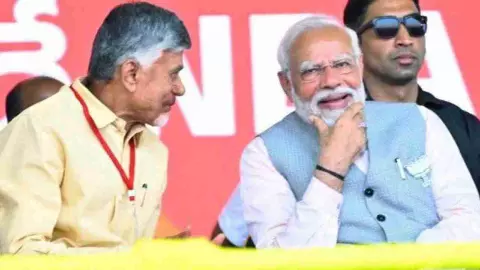 Chandrababu Naidu PM Modi Chandrababu Naidu PM Modi