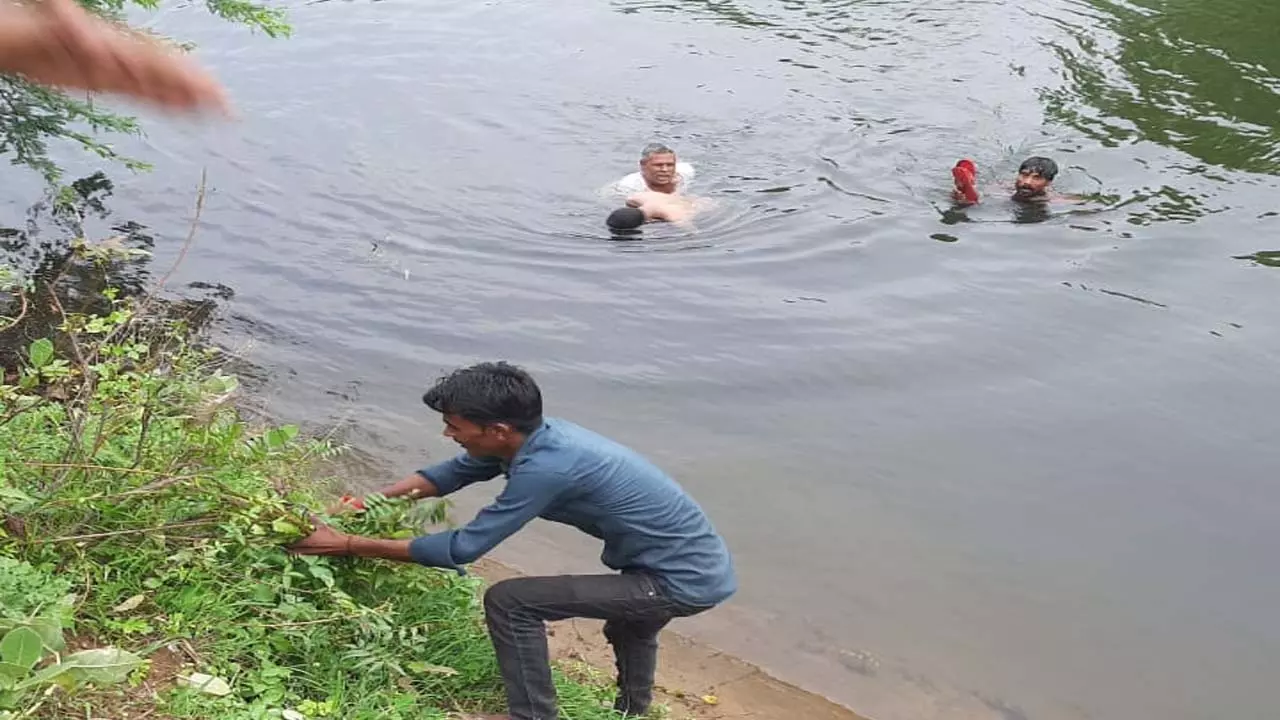 Young man drowned in Latifshah Dam under Chakia police station in Chandauli
