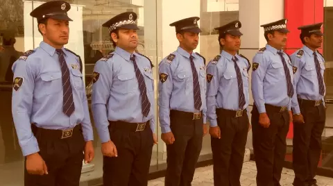 चौकीदार की भर्ती के लिए 10वीं पास कैंडिडेट यहाँ कर सकते हैं आवेदन, जानें क्या है सैलरी ग्रेड