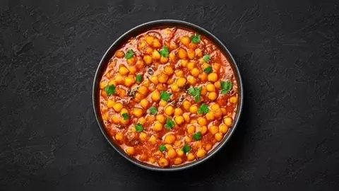 Chhole Recipe: बिना प्याज-लहसुन सावन में बनाएं टेस्टी छोले, हर कोई उंगलियां चाटता रह जाएगा