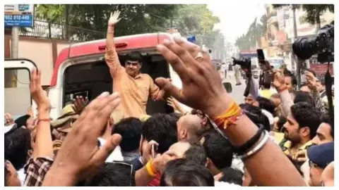 UP: बीजेपी के पूर्व विधायक उदयभान करवरिया जेल से रिहा, हत्याकांड में मिली थी आजीवन कारावास सजा
