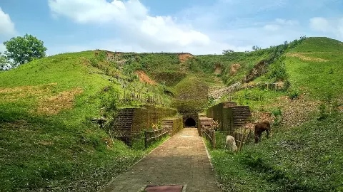 Assam Tourist Place In India, Charaideo Moidam