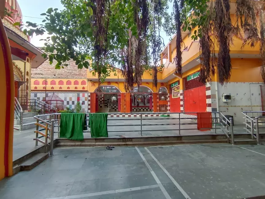 Lucknow Famous Shiv Mandir, Bada Shivalaya Mandir