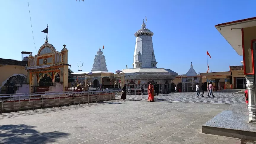 Kundeahwar Mahadev Mandir