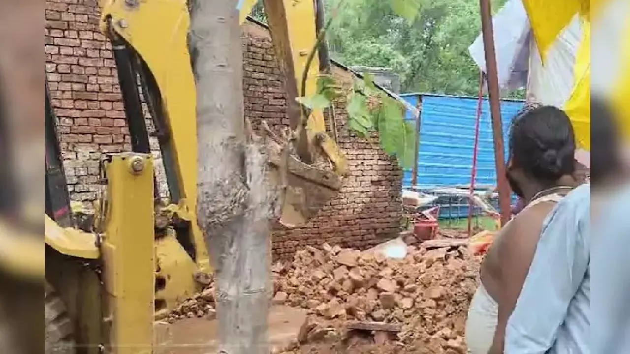 Wall Collapse